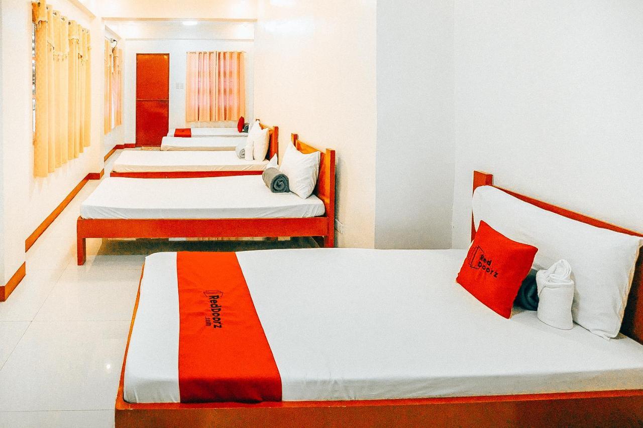 RedDoorz S&L Apartelle Daraga Albay Legazpi Exterior foto