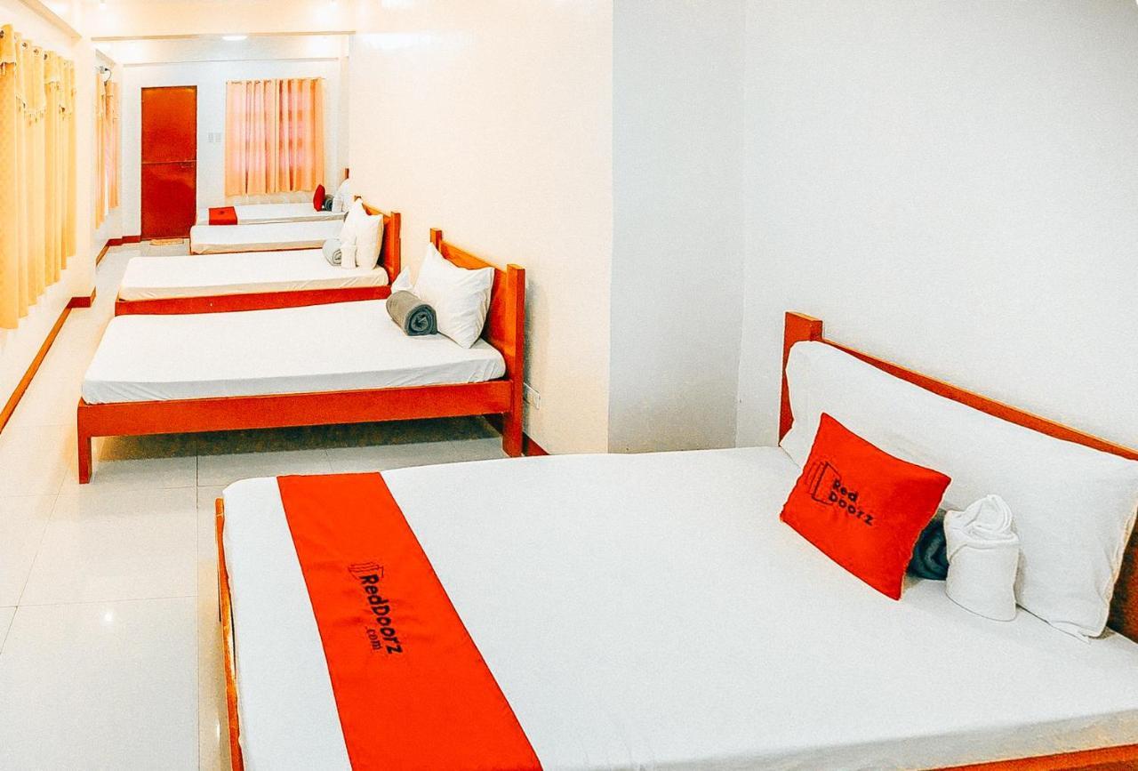 RedDoorz S&L Apartelle Daraga Albay Legazpi Exterior foto