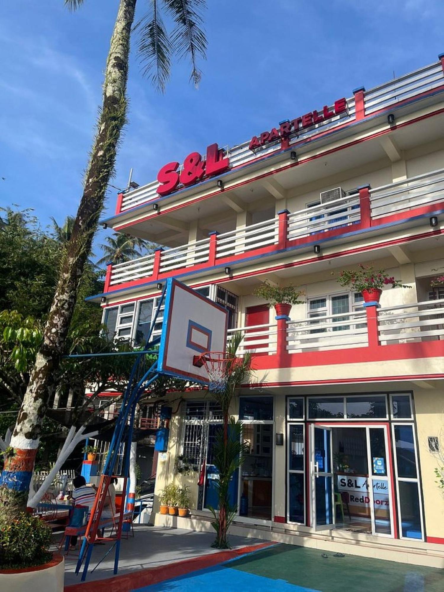 RedDoorz S&L Apartelle Daraga Albay Legazpi Exterior foto
